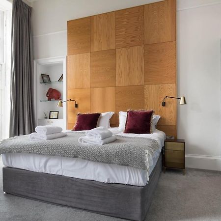 Magnificent Georgian 3-Bedroom Apartment In New Town Edinburg Exteriör bild
